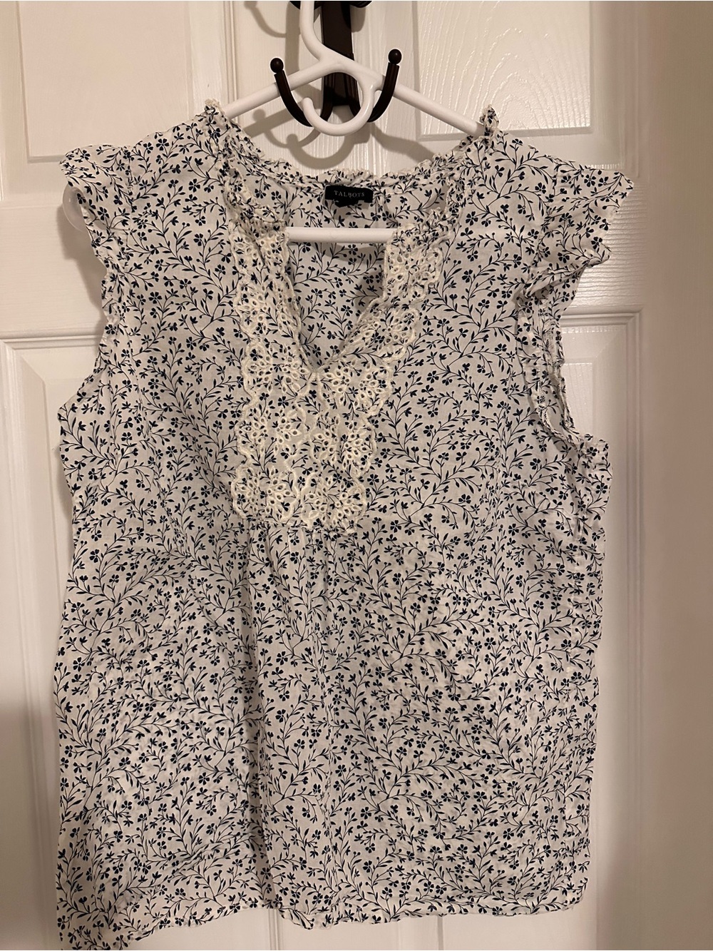 Talbots White Navy Floral Lace-Trim Sleeveless Blouse